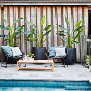 Вазон з бетону Капела