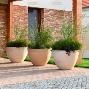 Вазон из бетона Селина